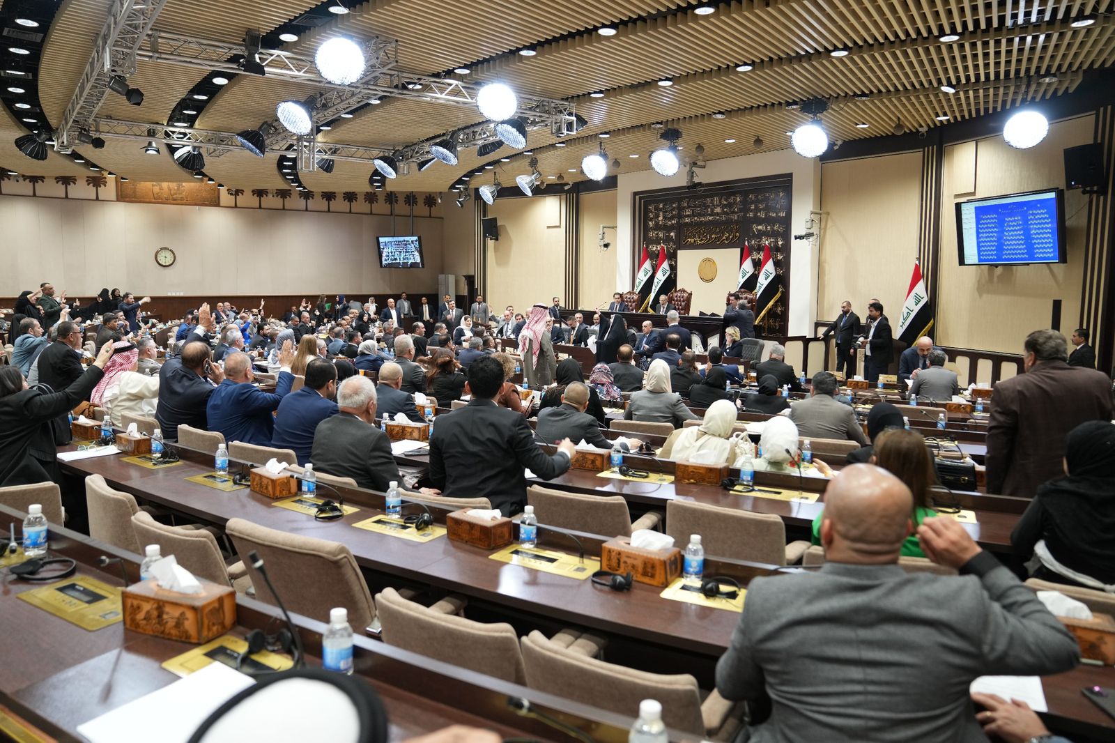 الأمن النيابية: أي تصرف غير مسؤول تجاه الجالية العراقية في سوريا سيعرّض الوافدين منها للخطر