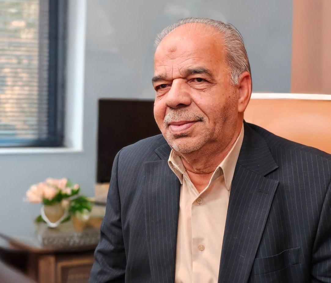 نحلة تنتج عسلاً من نهيق الحمار