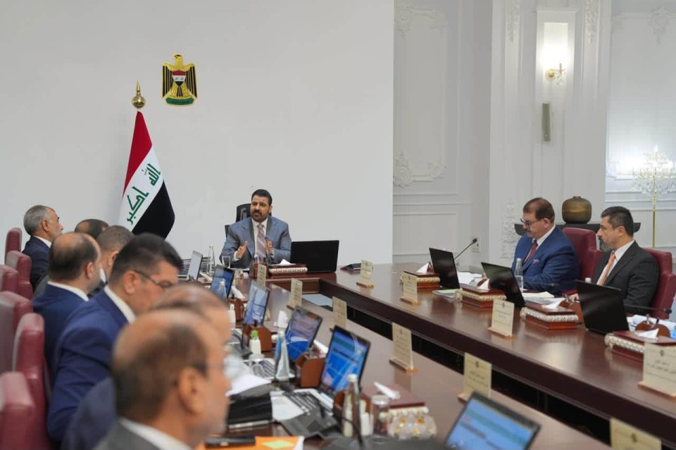 الزيدي يتوعد المحافظات المتلكئة في تخصيص الأراضي السكنية: سأتولى المهمة بنفسي
