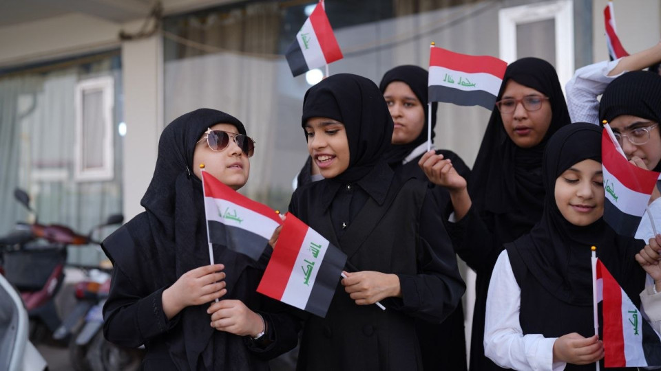 مكفوفات في كربلاء ينظمن وقفة تضامنية رفضاً لمنع الحجاب في أذربيجان
