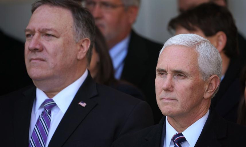 مصابان بكورونا شاركا في مؤتمر حضره مسؤولون أميركيون كبار