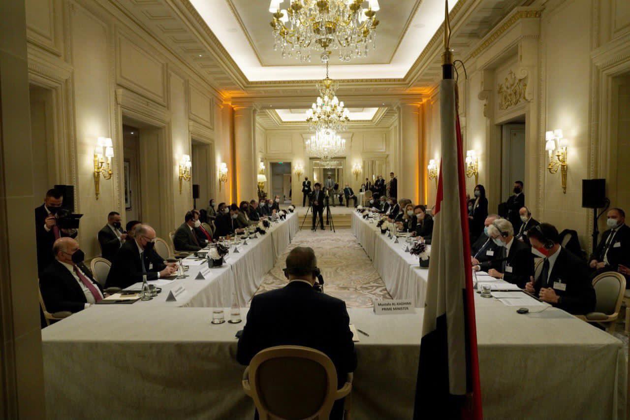 الكاظمي لشركات فرنسية: العراق حريص على إيجاد شراكة اقتصادية راسخة