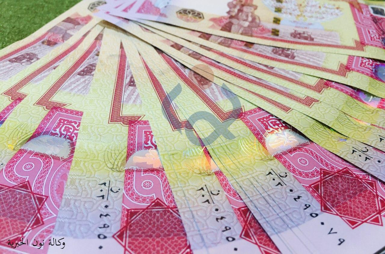 المالية النيابية بشأن رواتب الموظفين: الرقم المقدم بقانون العجز يجعلنا بحيرة