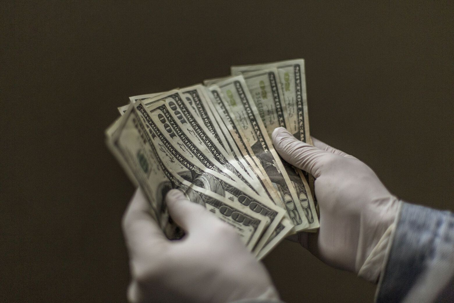 اسعار صرف الدولار الامريكي مقابل الدينار العراقي في كربلاء