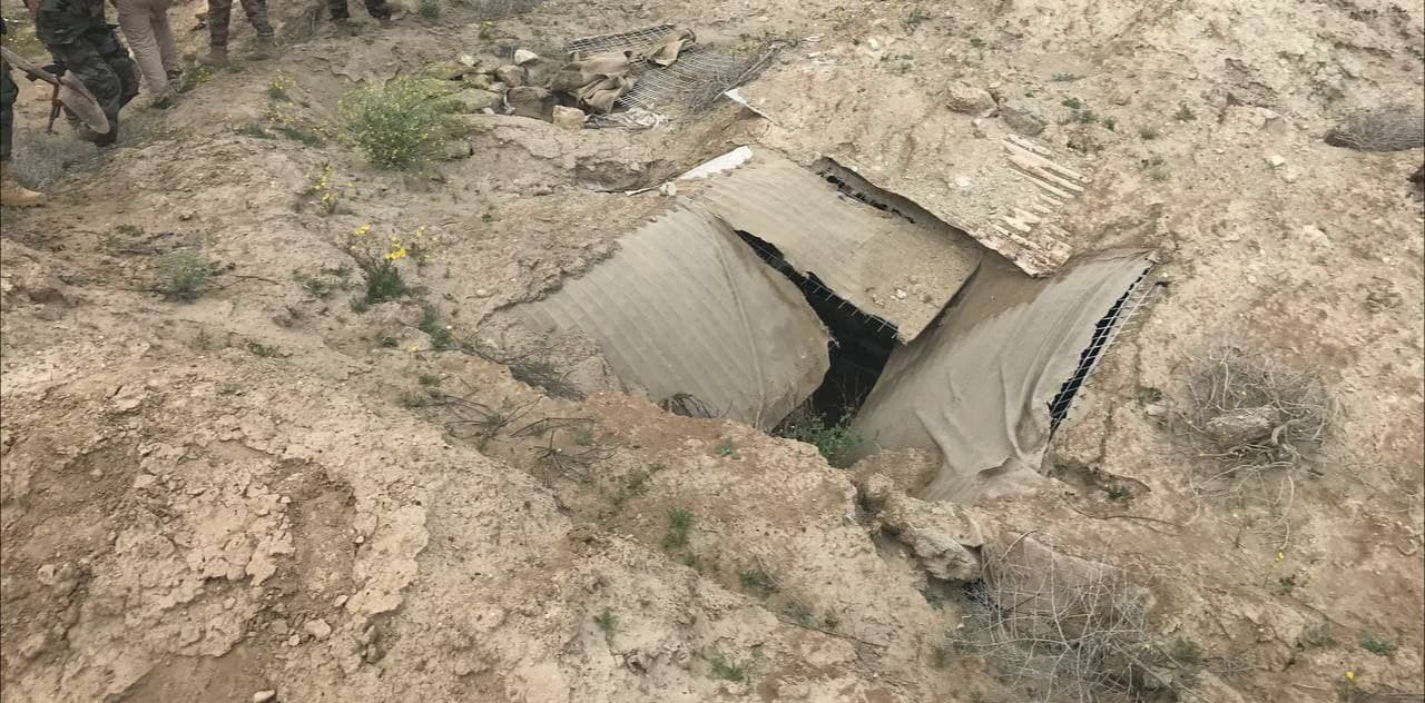 الحشد يعلن تدمير مضافات لـ"داعش" تضم أسلحة وعبوات معدة للتفجير في جرف النصر (صور)