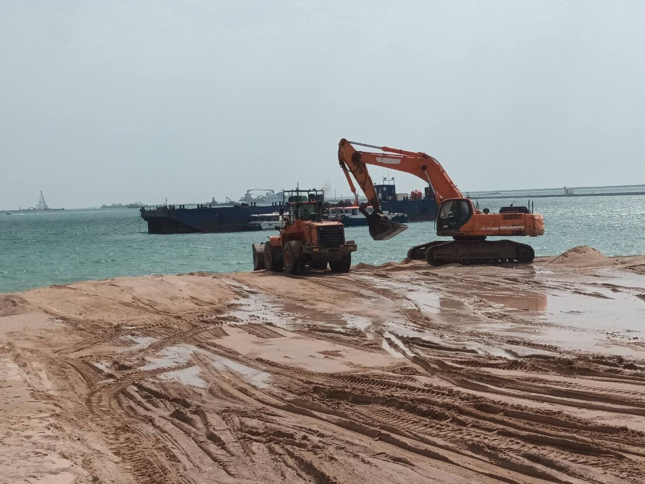 وكالة نون الخبرية تتجول داخل مشروع ميناء الفاو الكبير (فيديو)