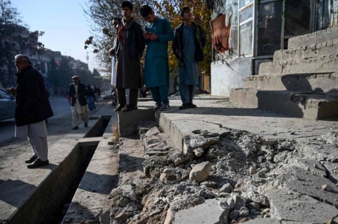 سفارة إيران بأفغانستان تعلن سقوط قذيفة في باحتها دون إصابات