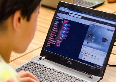 حقيقة تسبب طفل صيني عمره 13 عاما في أعطال منصات فيسبوك