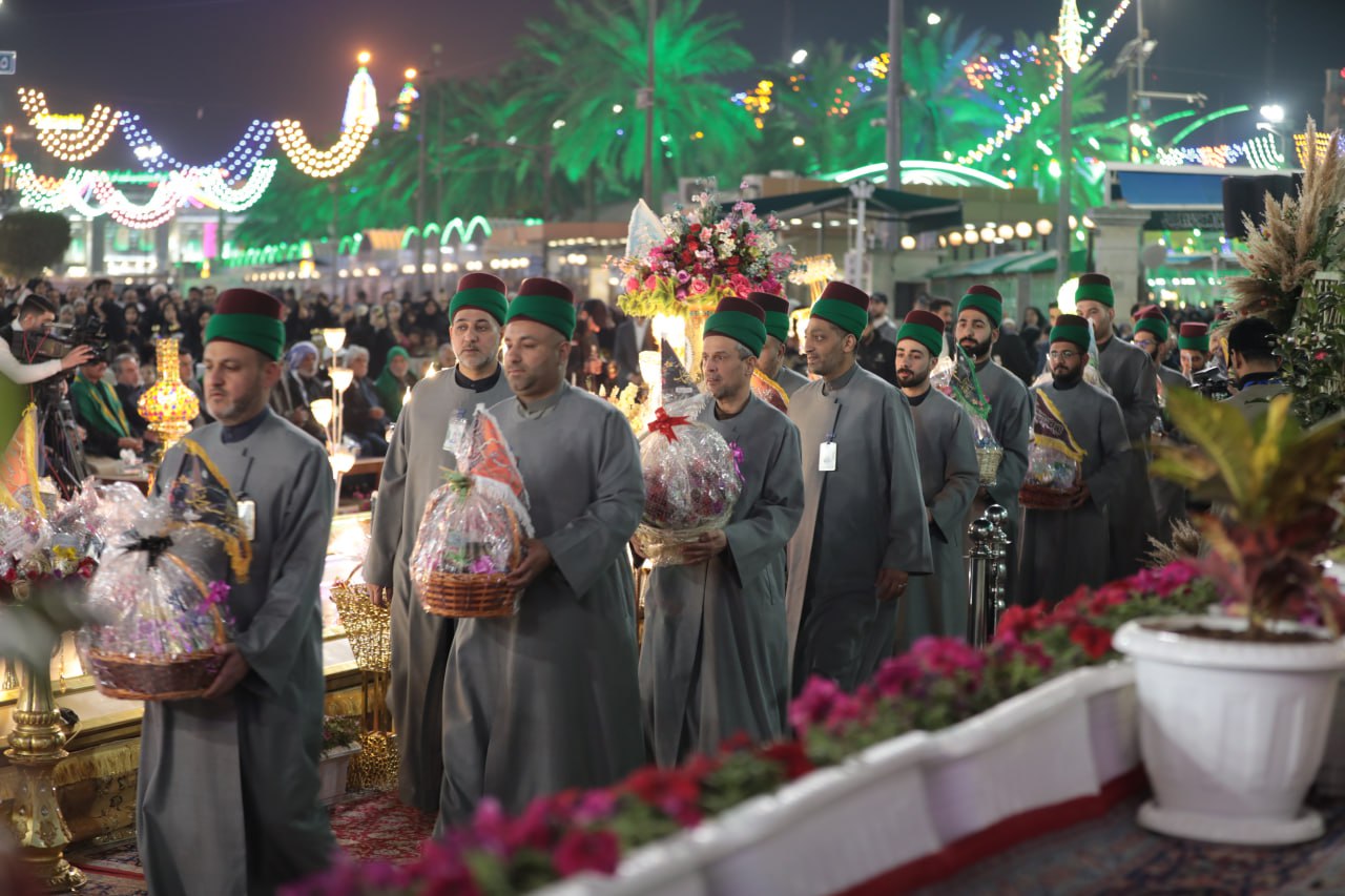 اقيم سرا في عهد الطاغية... العتبتان المقدستان تقيمان مهرجان الشموع السنوي الخامس والعشرون
