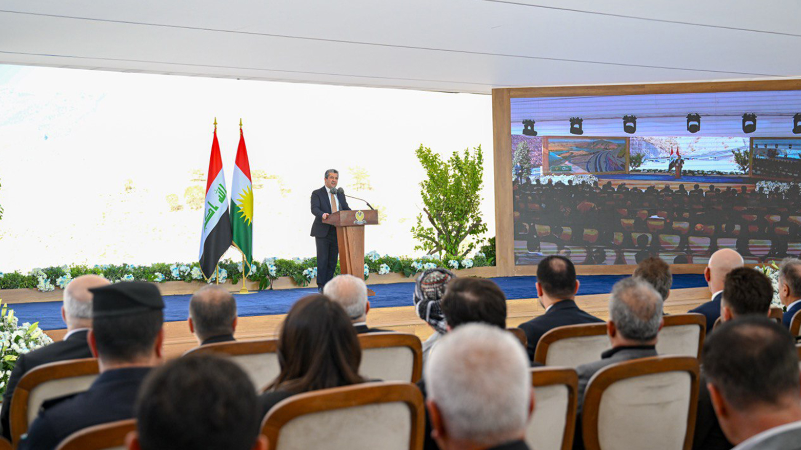 بارزاني: أنجزنا أكثر من 5,000 كيلومتر من الطرق الاستراتيجية في كردستان