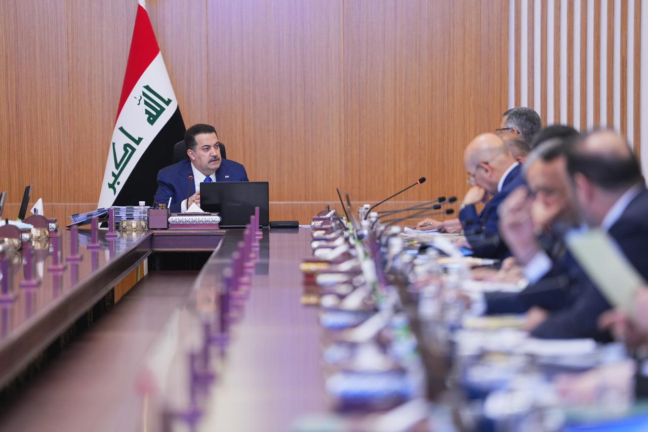 تفسير رسمي: فرض فواتير الماء والكهرباء على المصانع وأصحاب الأعمال وليس الأفراد