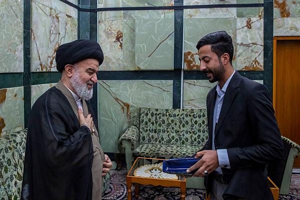 منتسب بالعتبة العباسية ينقذ طفلا تائها في منطقة صحراوية بمحافظة ميسان