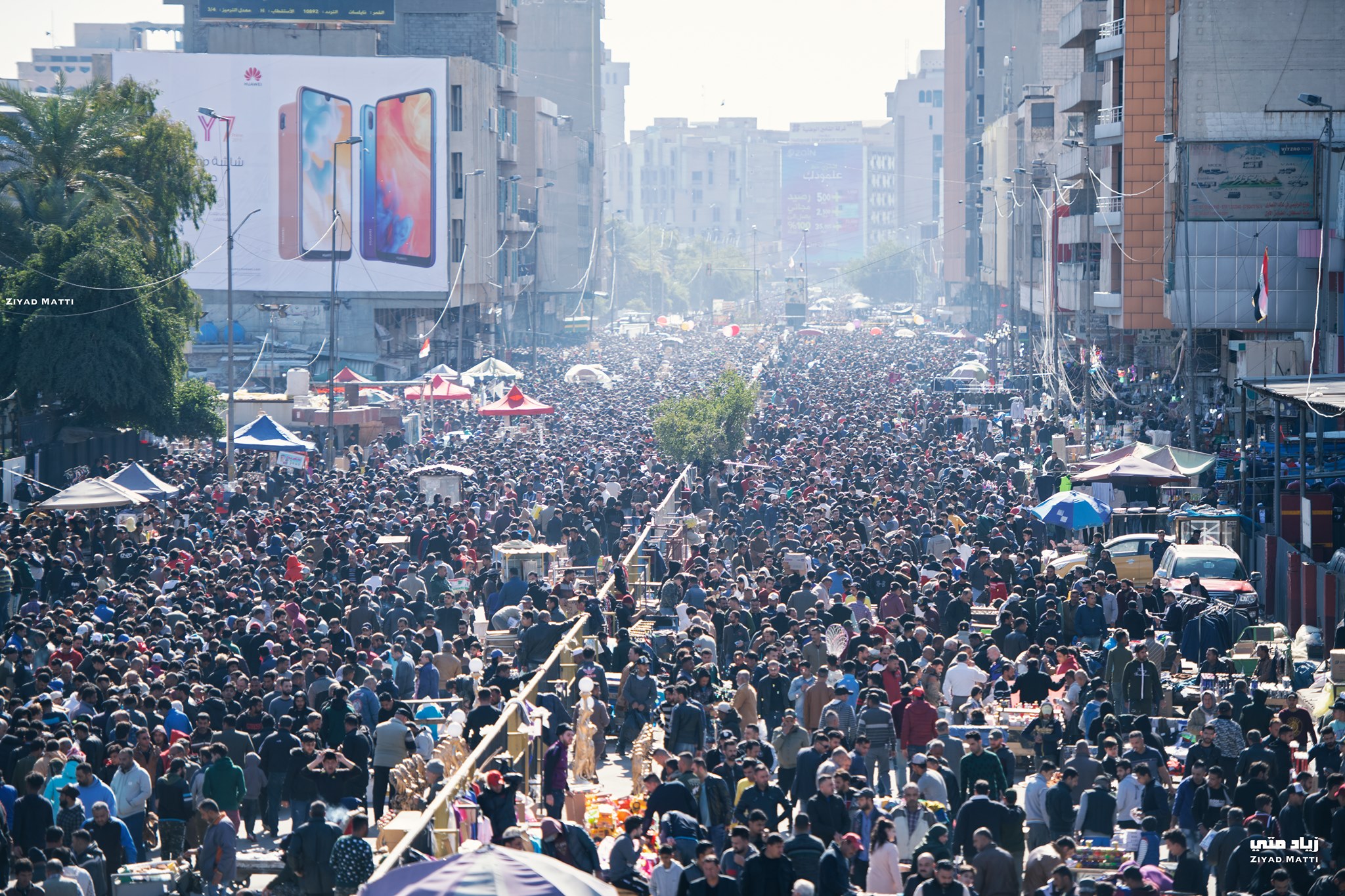 "تآكل القوة الشرائية للمواطن".. مركز بحثي: العراق يواجه انهياراً اقتصادياً يتعدى أزمة الرواتب