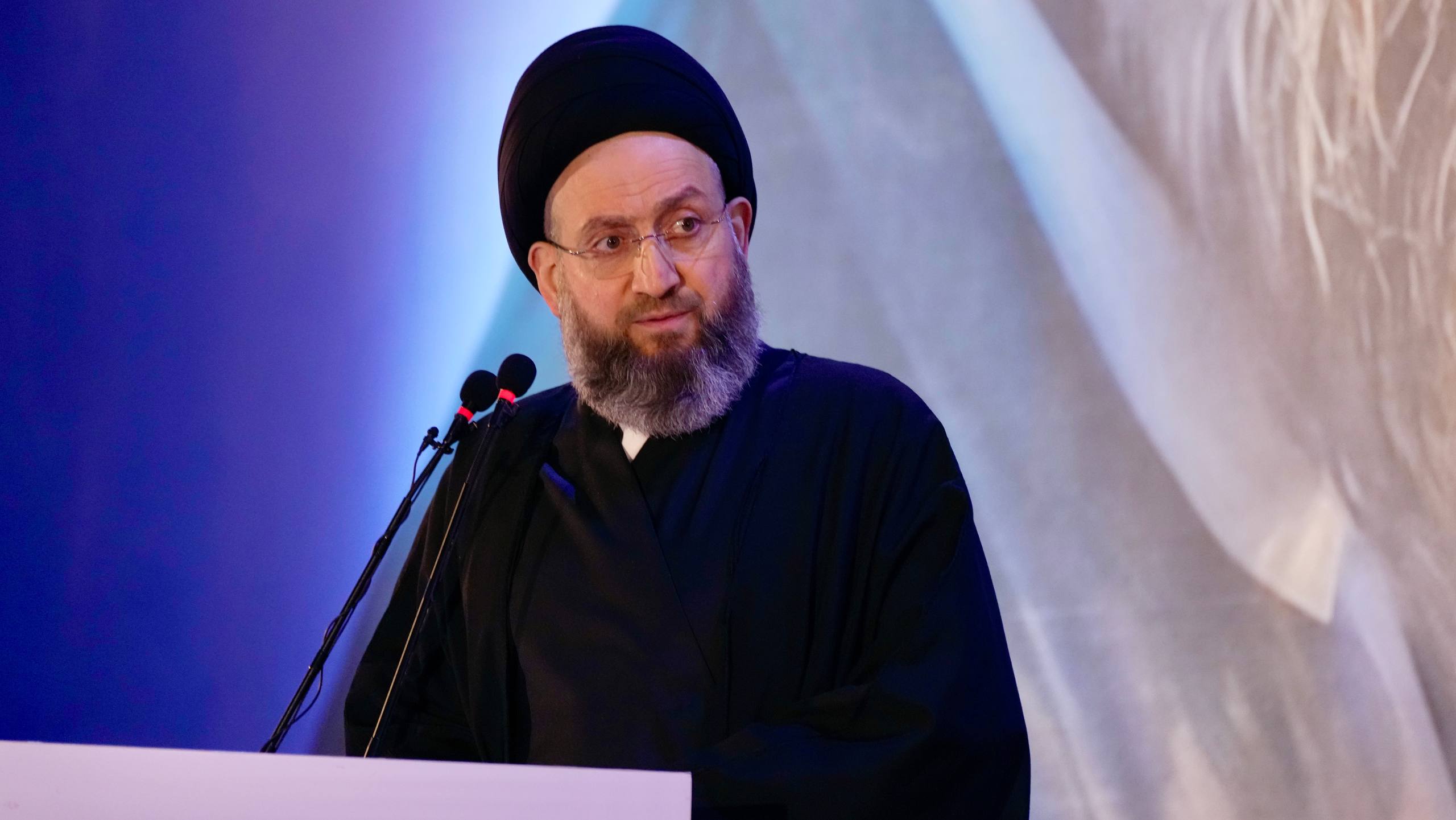 لنتهيأ إلى مرحلة حساسة.. الحكيم: السلاح ينبغي أن يكون بيد الدولة