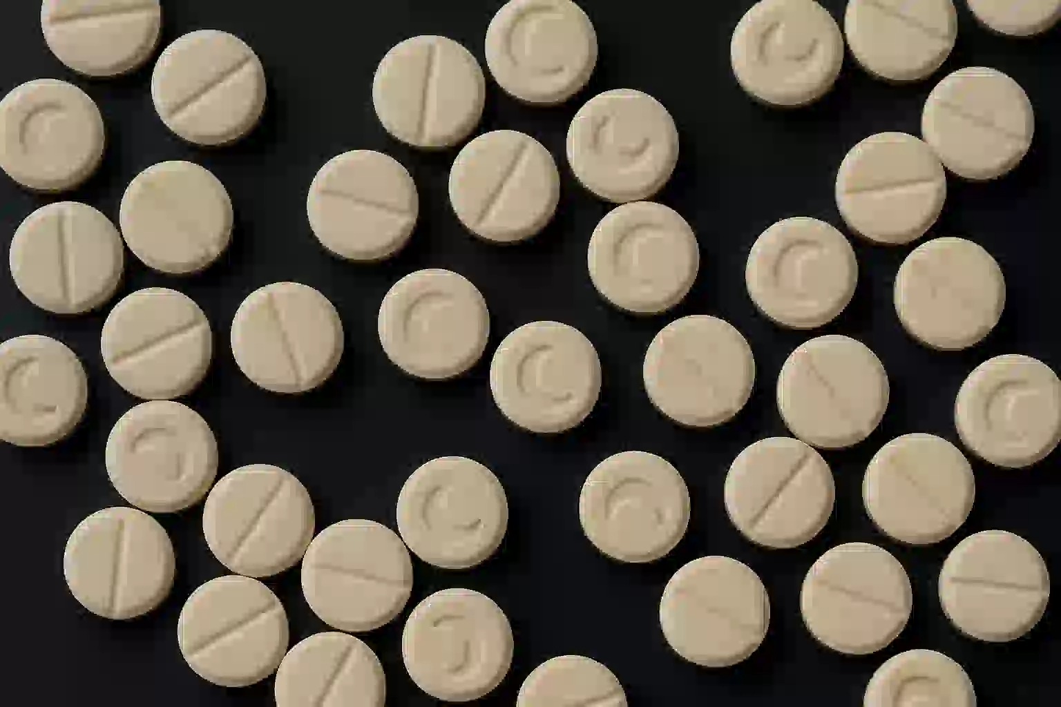 تقرير أممي يكشف عن إغلاق عشرات مختبرات الكبتاغون في سوريا