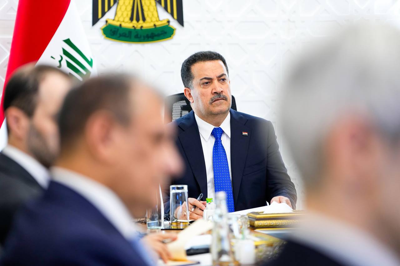 تخفيض وقود الدوائر وبيع سيارات الدولة وغيرها.. حكومة تصريف الأعمال تقرّ حزمة توصيات تقشّفية