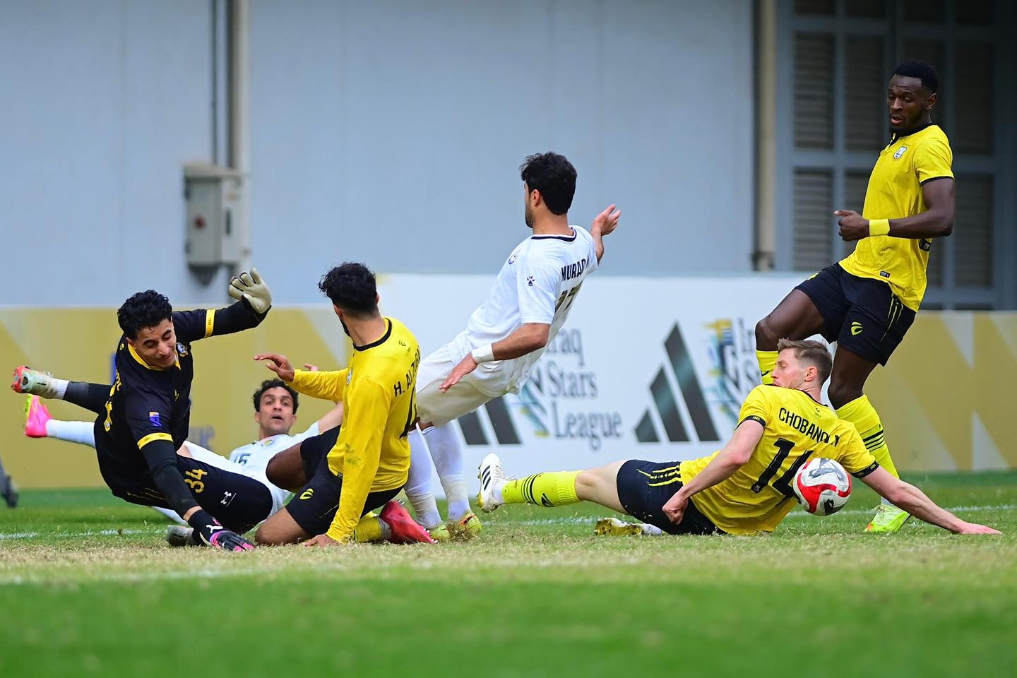 الزوراء يلحق أول خسارة بأربيل في دوري نجوم العراق