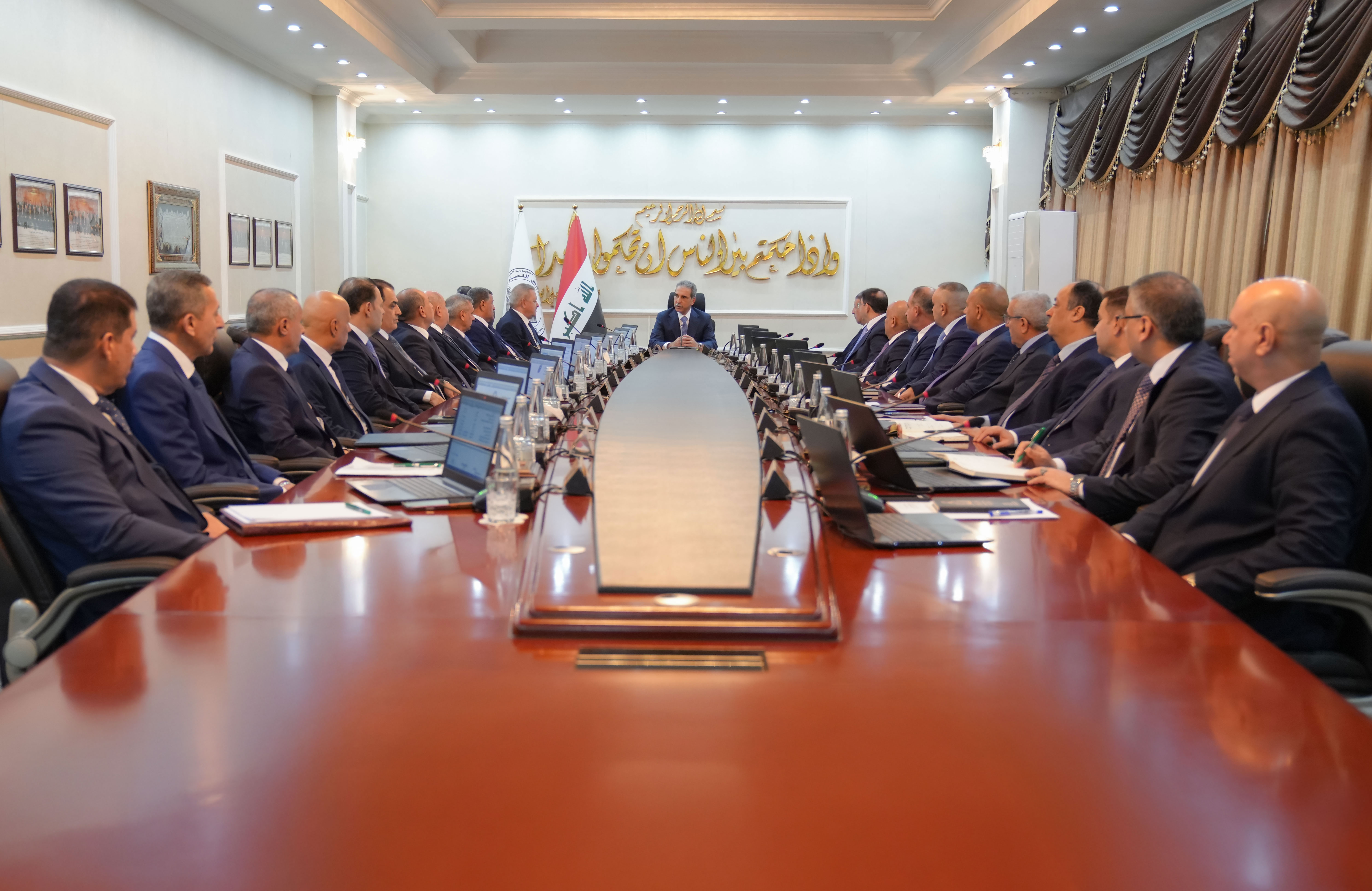 القضاء يدعو القوى السياسية لمنع أي تدخل خارجي بتسمية رئيسي الجمهورية والوزراء