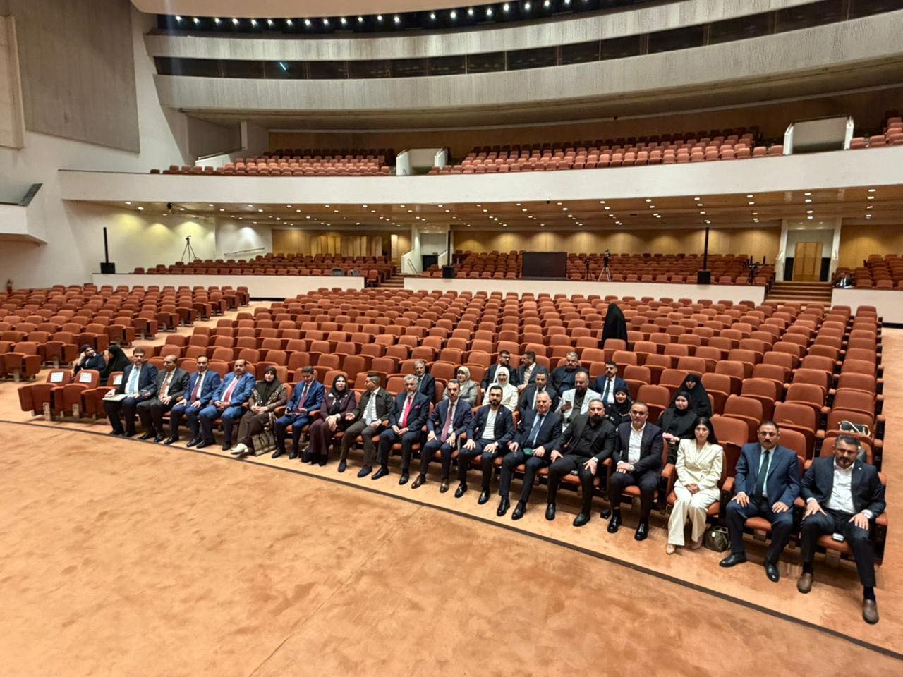 "خرق الدستور".. تلويح بحل مجلس النواب العراقي