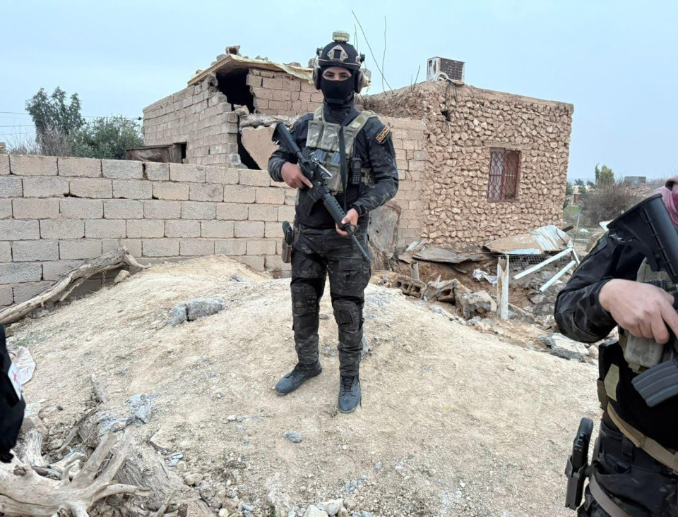 بعد محاصرة مضافة إرهابية.. 3 عناصر من داعش يفجرون أنفسهم في الأنبار (صور)