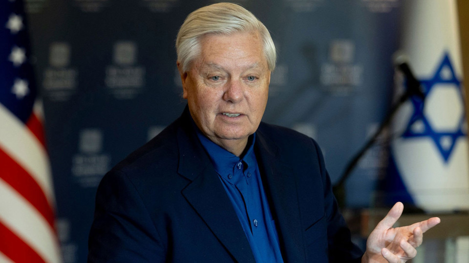 أحد أقوى حلفاء ترامب.. أربيل تعتزم إنشاء تمثال لـعضو مجلس الشيوخ الأمريكي "ليندسي غراهام"