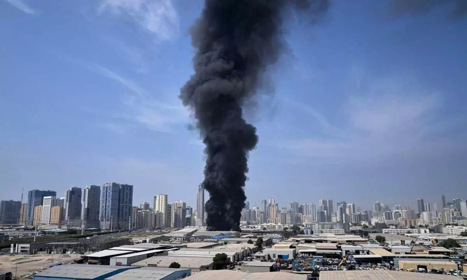 ايران تعلن تدمير مبنى القيادة الأميركية بالبحرين