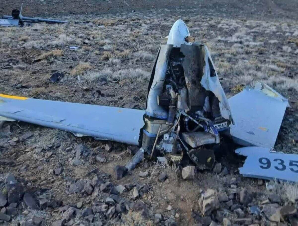 دوي انفجارات ضخمة في الإمارات وقطر.. وإيران تسقط طائرات "متطوّرة"