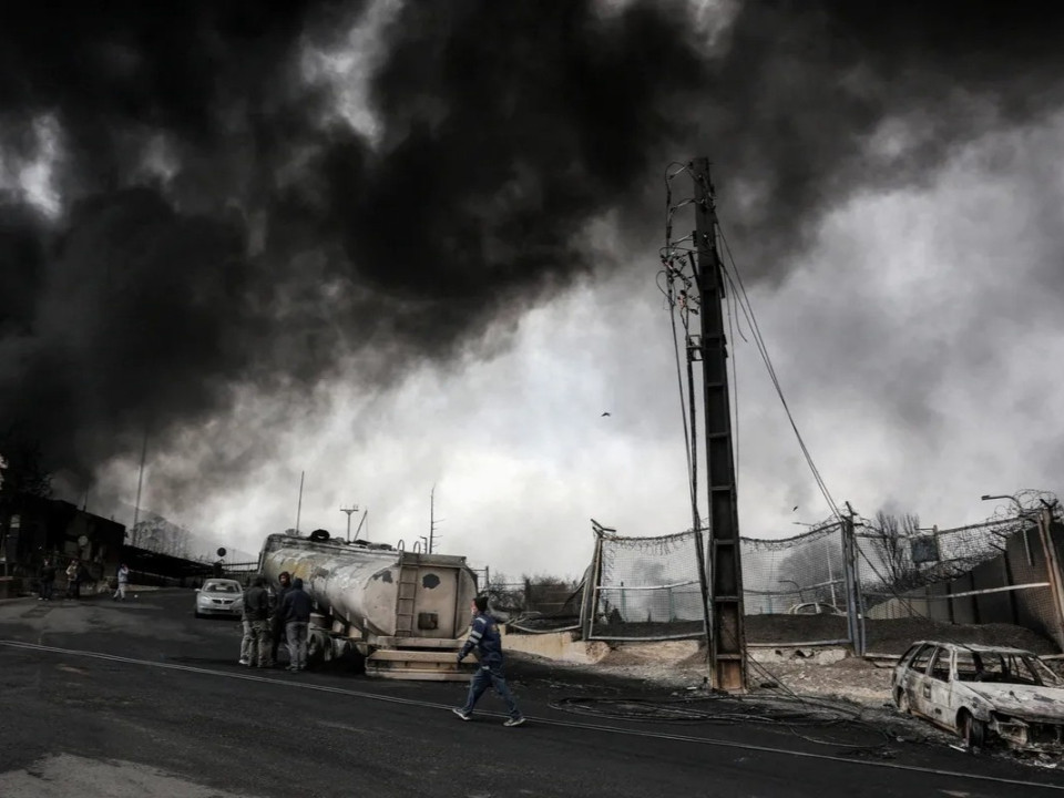 ايران.. قصف على منشآت للطاقة في أصفهان وخرمشهر