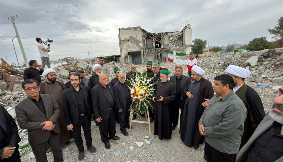 عبير كربلاء يُستنشق في ميناب الايرانية :عوائل الاطفال المذبوحة يَستقبلون وفد العتبة الحسينية