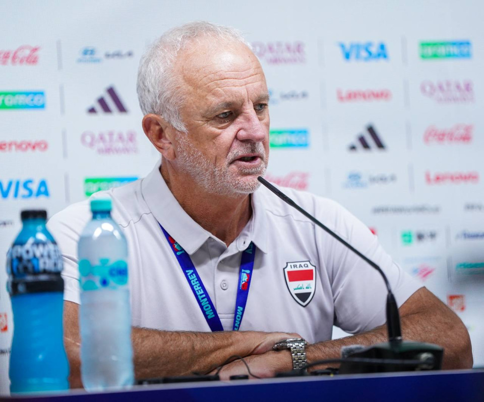 أرنولد يكشف كواليس تأهل العراق للمونديال ويتحدى "مجموعة الموت"