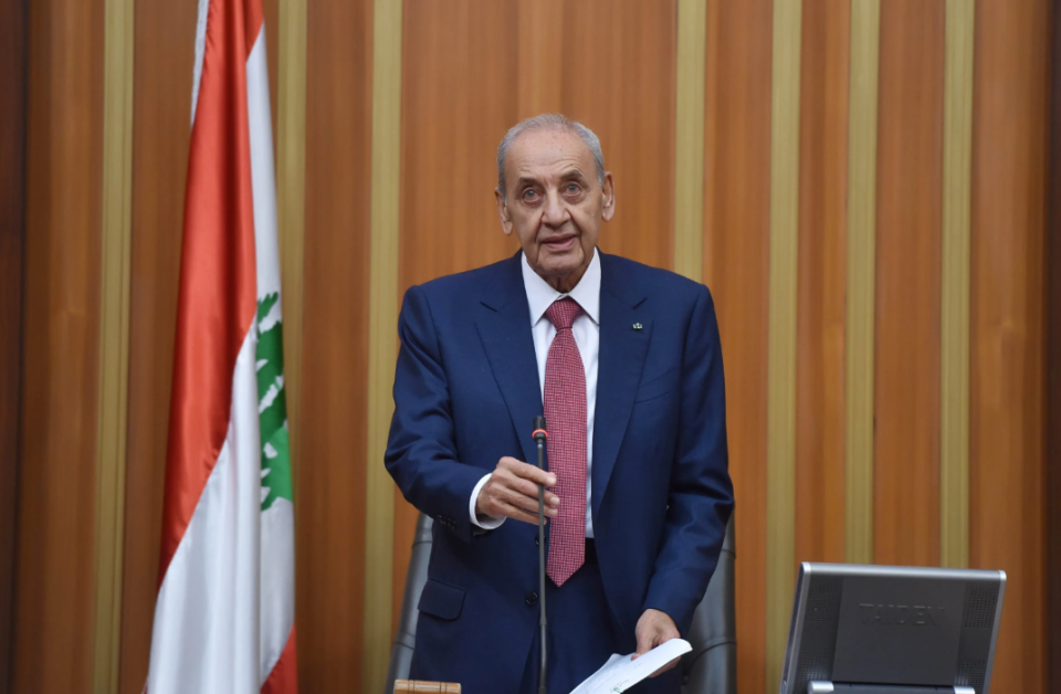 نبيه بري مهنئاً رئيس الحكومة العراقية المكلف: نشكر بغداد على وقوفها إلى جانب لبنان
