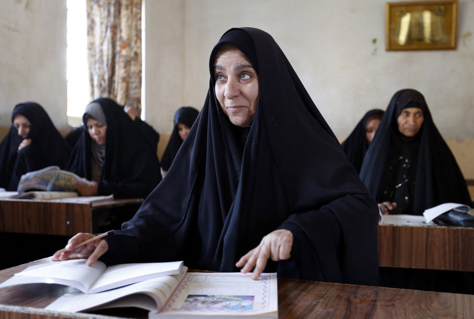 إقبال على برامج محو أمية الكبار في العراق