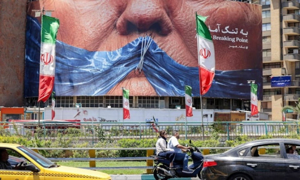 طهران: يجب أن تفرج أمريكا عن كل الأصول الإيرانية المجمدة