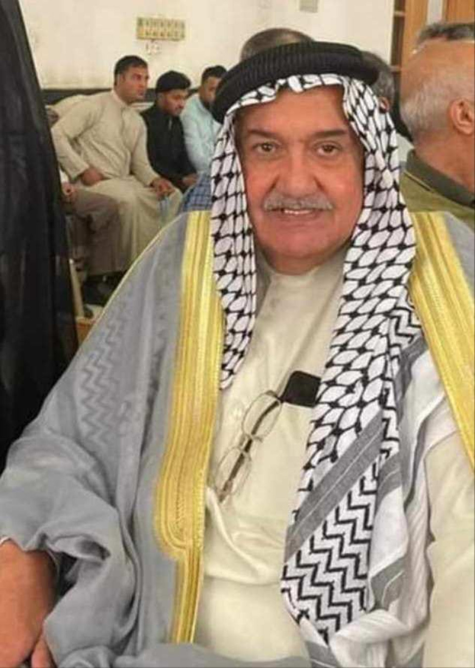 الشيخ سالم الخيون يدعو للامتثال لتوجيهات المرجعية العليا وحصر السلاح بيد الدولة واحترام القانون