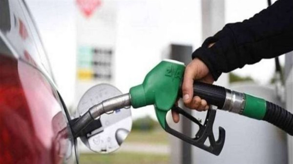 النفط: مادة البنزين متوفرة في جميع محطات الوقود