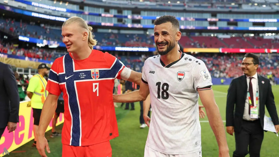 هالاند يفاجئ أيمن حسين عقب مباراة العراق والنرويج