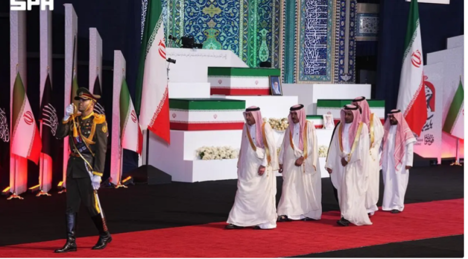 القيادة السعودية عزت الرئيس الإيراني واستخدمت كلمة "الوفاة" بدل الاستشهاد لمرشدها السابق