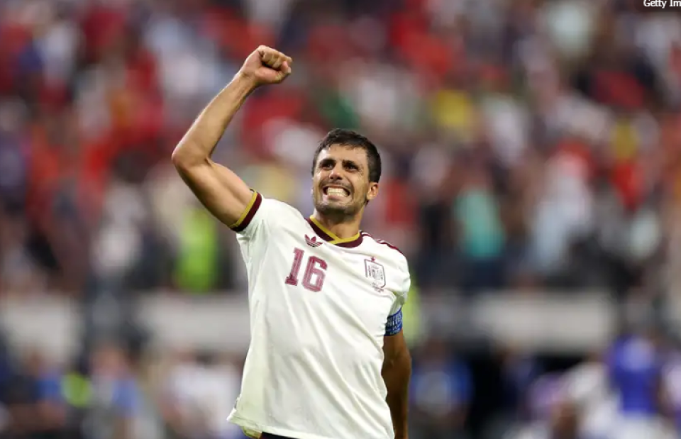 قائد المنتخب الاسباني: الحكم تساهل مع فرنسا