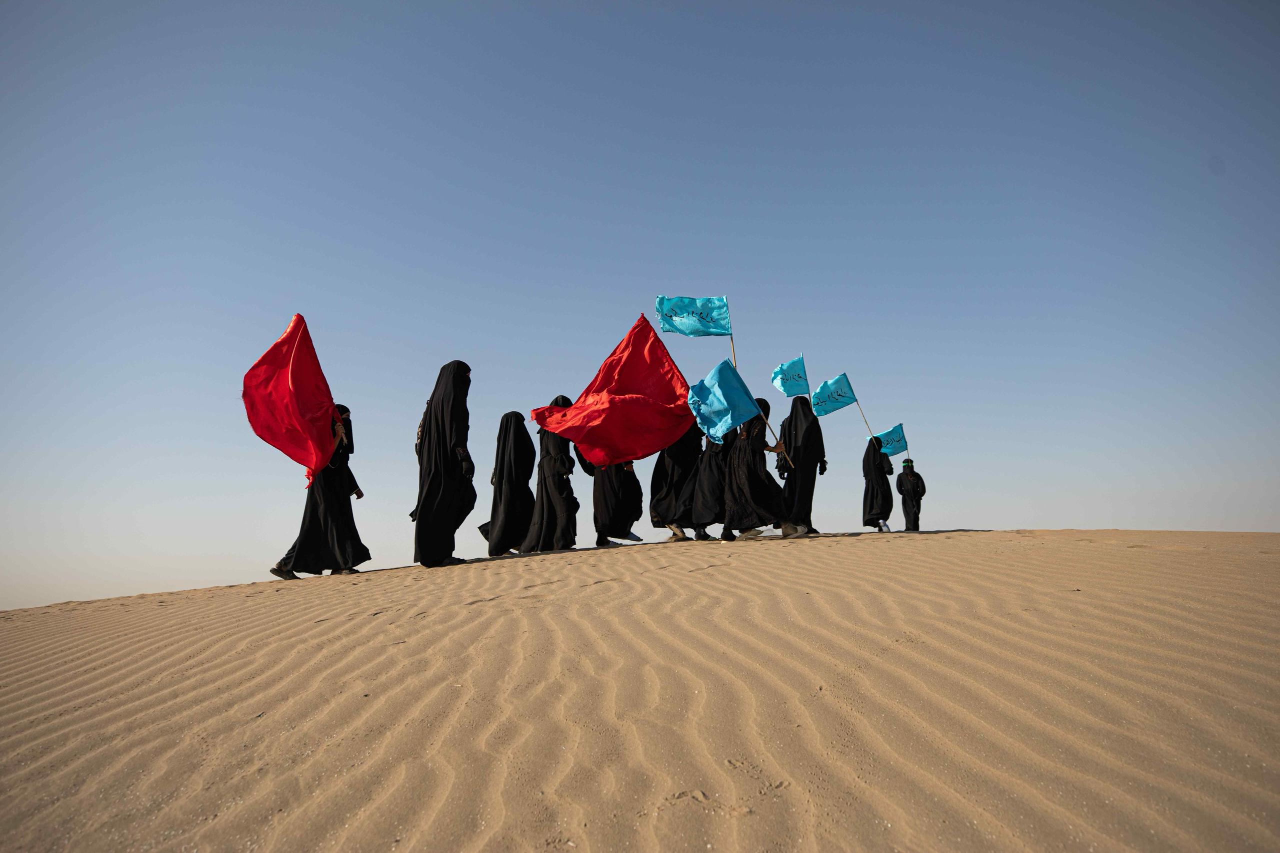 مشاية الأربعين تختزل التأريخ بالخطوات