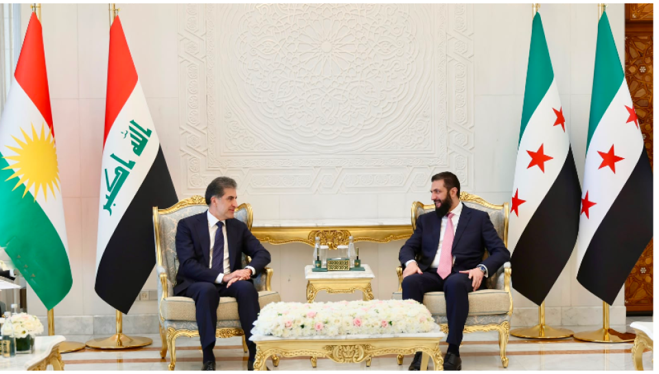 البارزاني يصل دمشق ويلتقي بالشرع