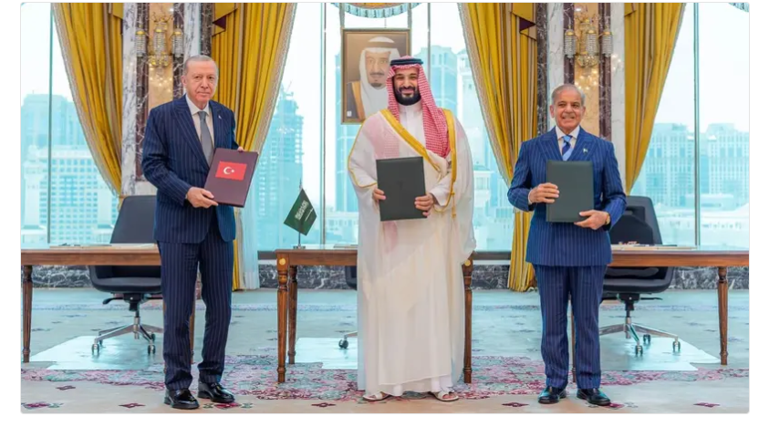 اتفاق دفاعي ثلاثي يجمع باكستان والسعودية وتركيا