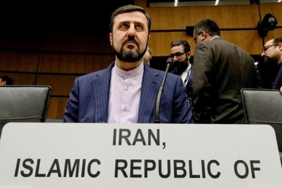 ايران ترد على ترامب :مضيق هرمز لايمكن الاستيلاء عليه بتغريدة او خطاب انتخابي