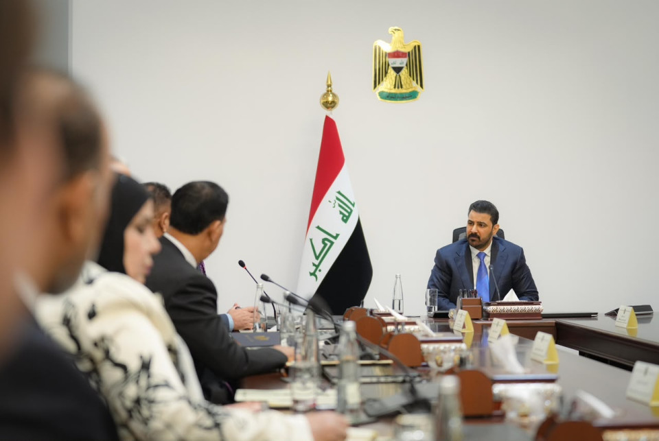 الزيدي يدعو البرلمان لإقرار 44 مشروع قانون بينها "الحشد" و"الدواء والغذاء"