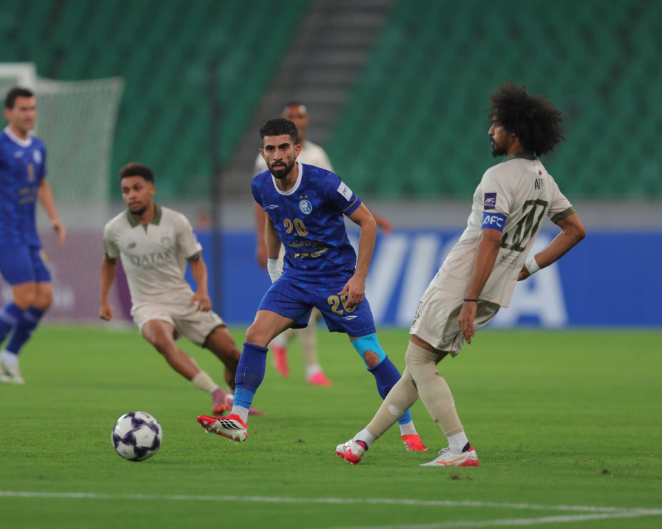 على جذع النخلة بالبصرة:الاستقلال الإيراني يفوز على السد القطري في أولى جولات دوري أبطال آسيا للنخبة