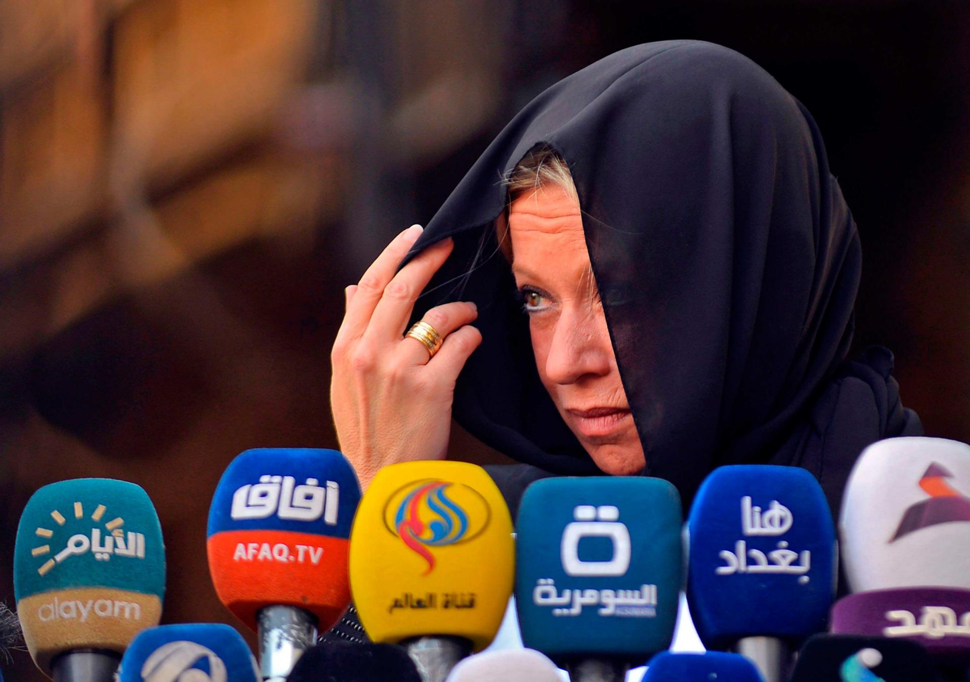 بلاسخارت تدعو الى ضمان حماية المتظاهرين السلميين