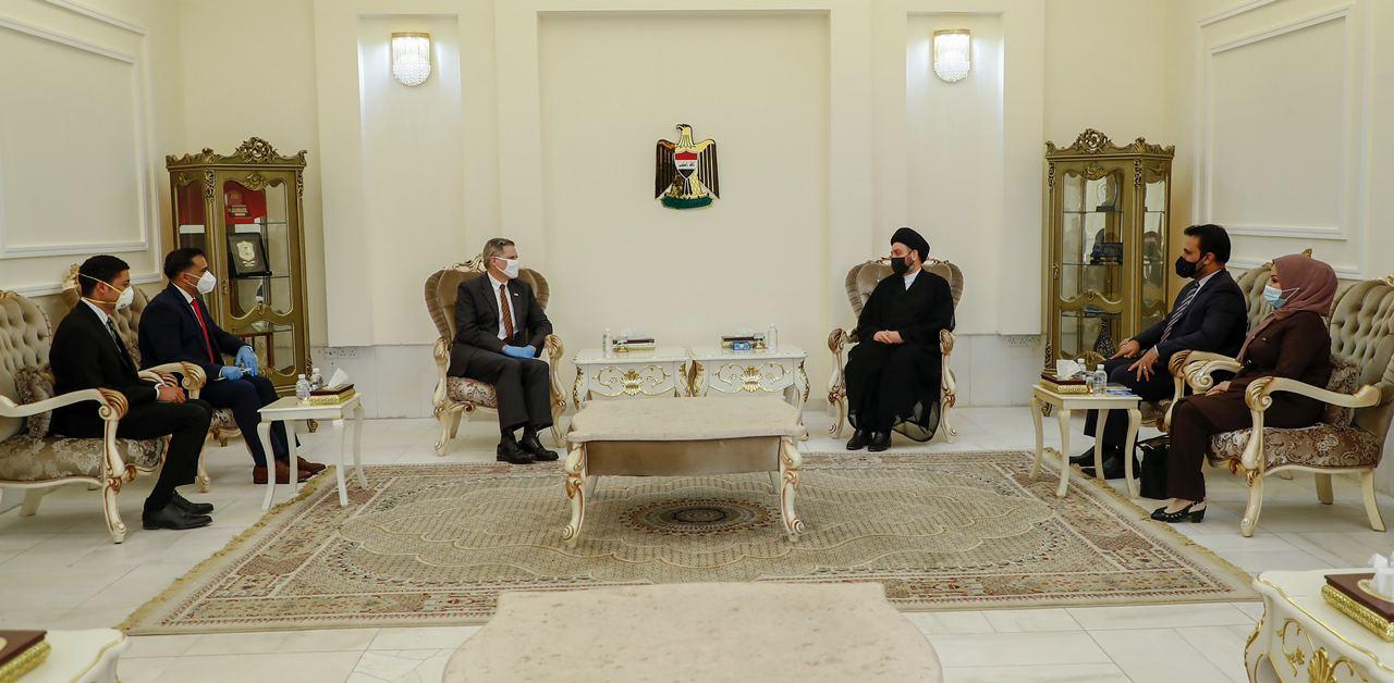 الحكيم يؤكد للسفير الأمريكي إدانته لاستهداف البعثات ويدعو الحكومة للتصدي له