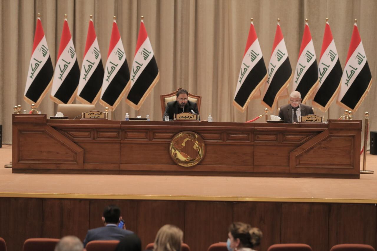 البرلمان يرفع جلسته الـ15 ويعقد جلسة جديدة