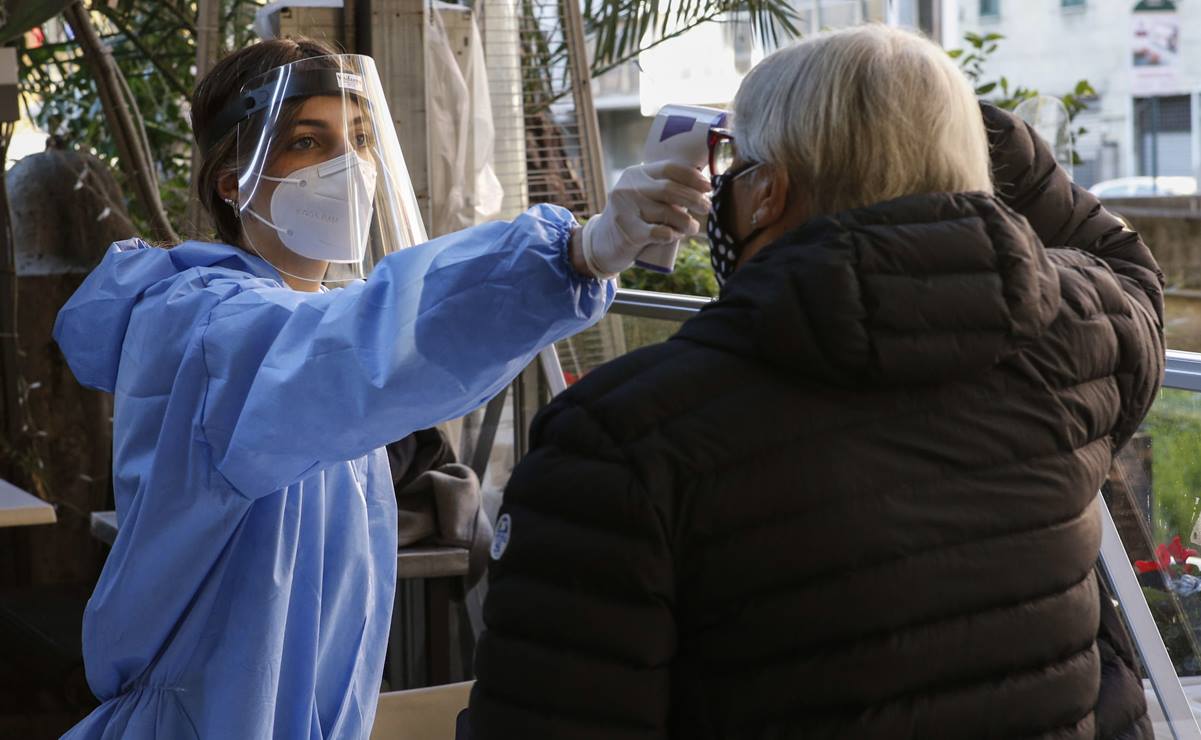 إيطاليا.. 699 وفاة و37242 إصابة جديدة بكورونا