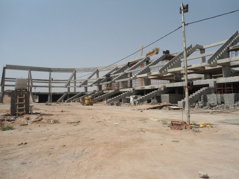 بـ126 ترليون دينار.. 6000 مشروع متلكئ في العراق