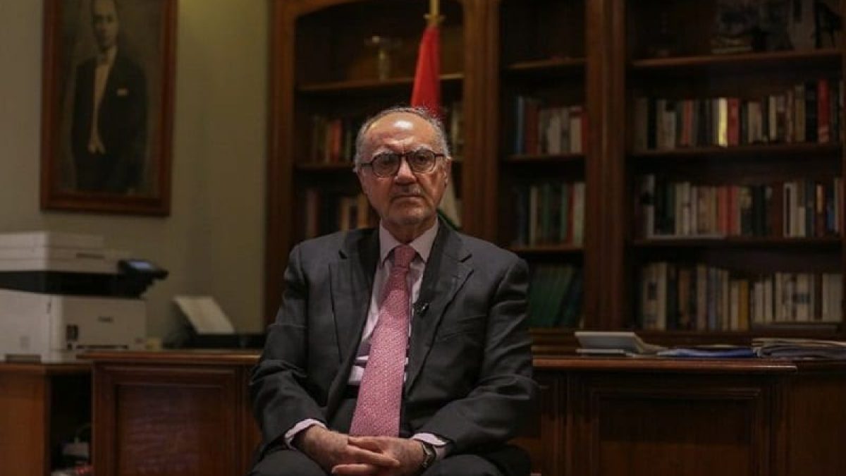 وزير المالية: سعر صرف الدولار الواحد قد يصل الى 1490 دينار